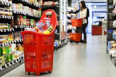 Cărucioare Supermarket și Coșuri de Cumpărături: Partenerii pentru o experiență de cumpărături plăcută